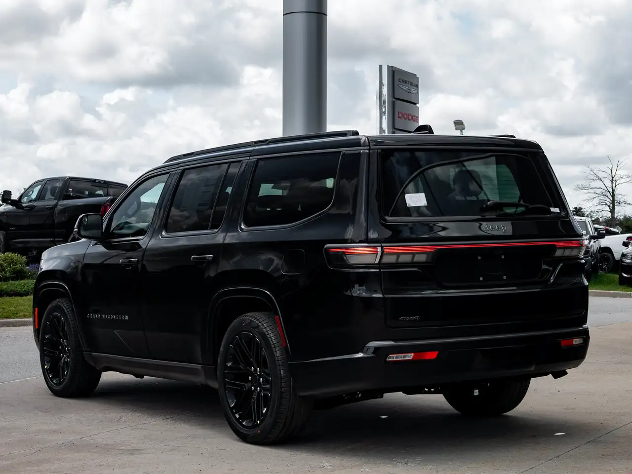 Jeep Grand Wagoneer fotografie Jeep Grand Wagoneer