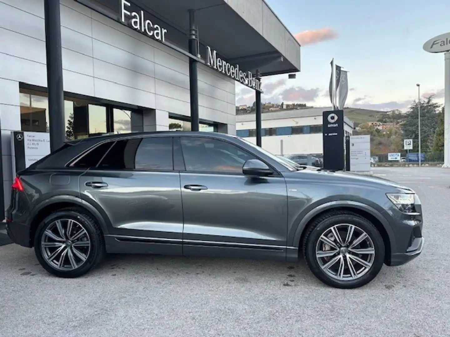 Audi Q8 50 TDI 286 CV quattro tiptronic Sport S Line Noir - 2