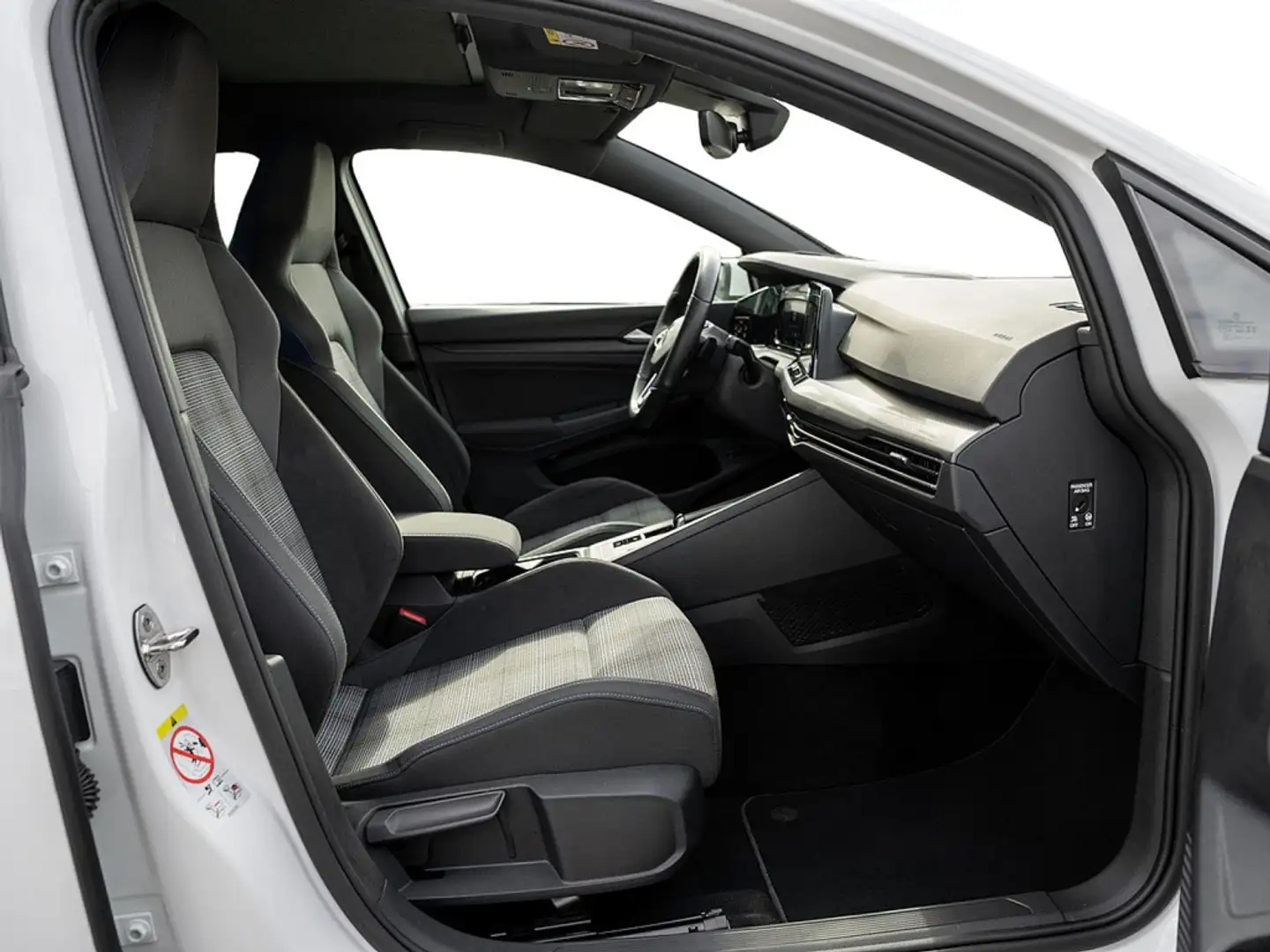 Volkswagen Golf VIII 1.4 TSI GTE eHybrid AHK NAVI LED PA Weiß - 2