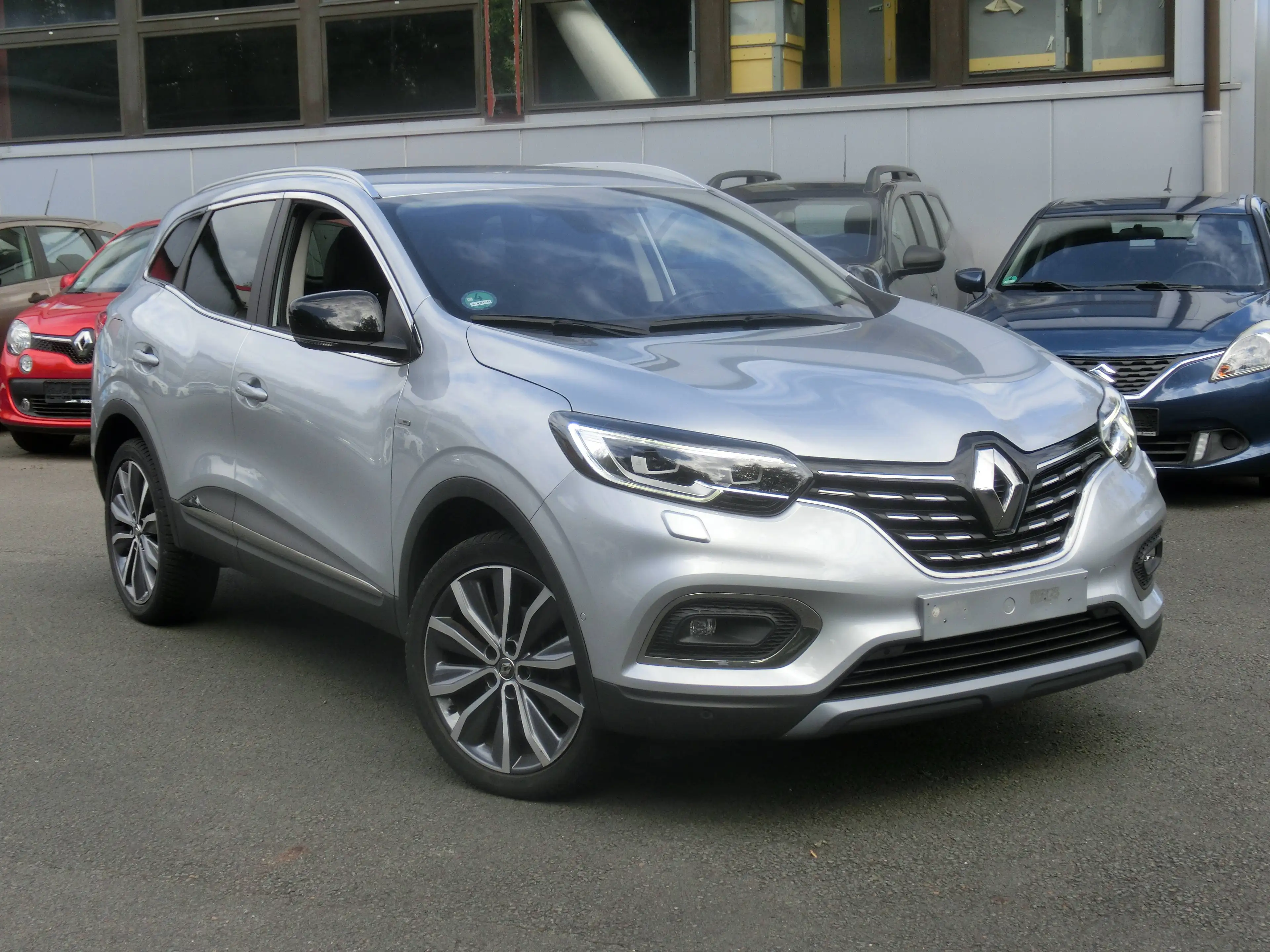 Renault Kadjar 1.3l 140 EDC BOSE EDITION/Navi,SHZ,Cam,PDC,LMF 19"