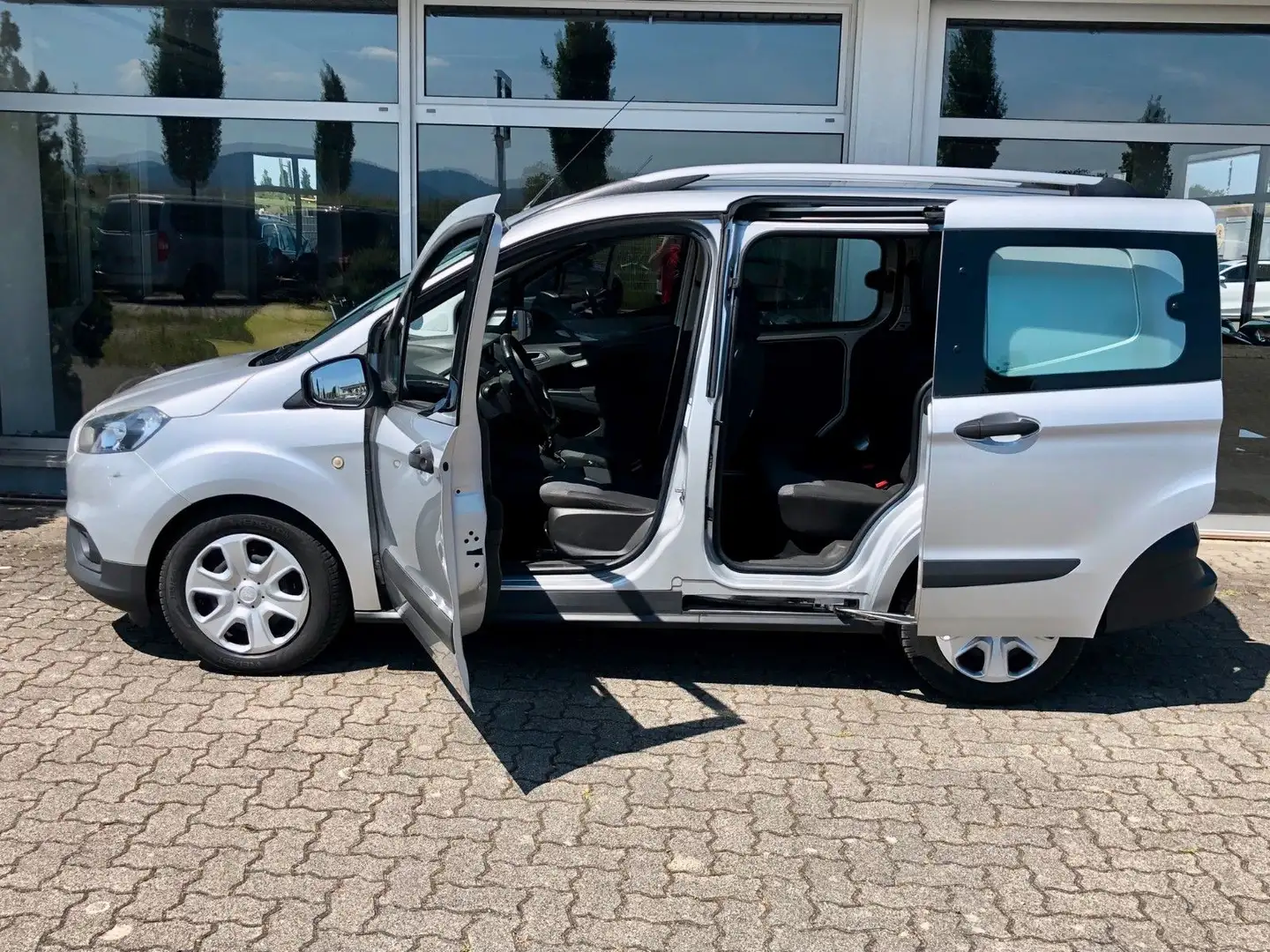 Ford Transit Courier Kombi 5-Sitzer Klima Sitzh. PDC Plateado - 1