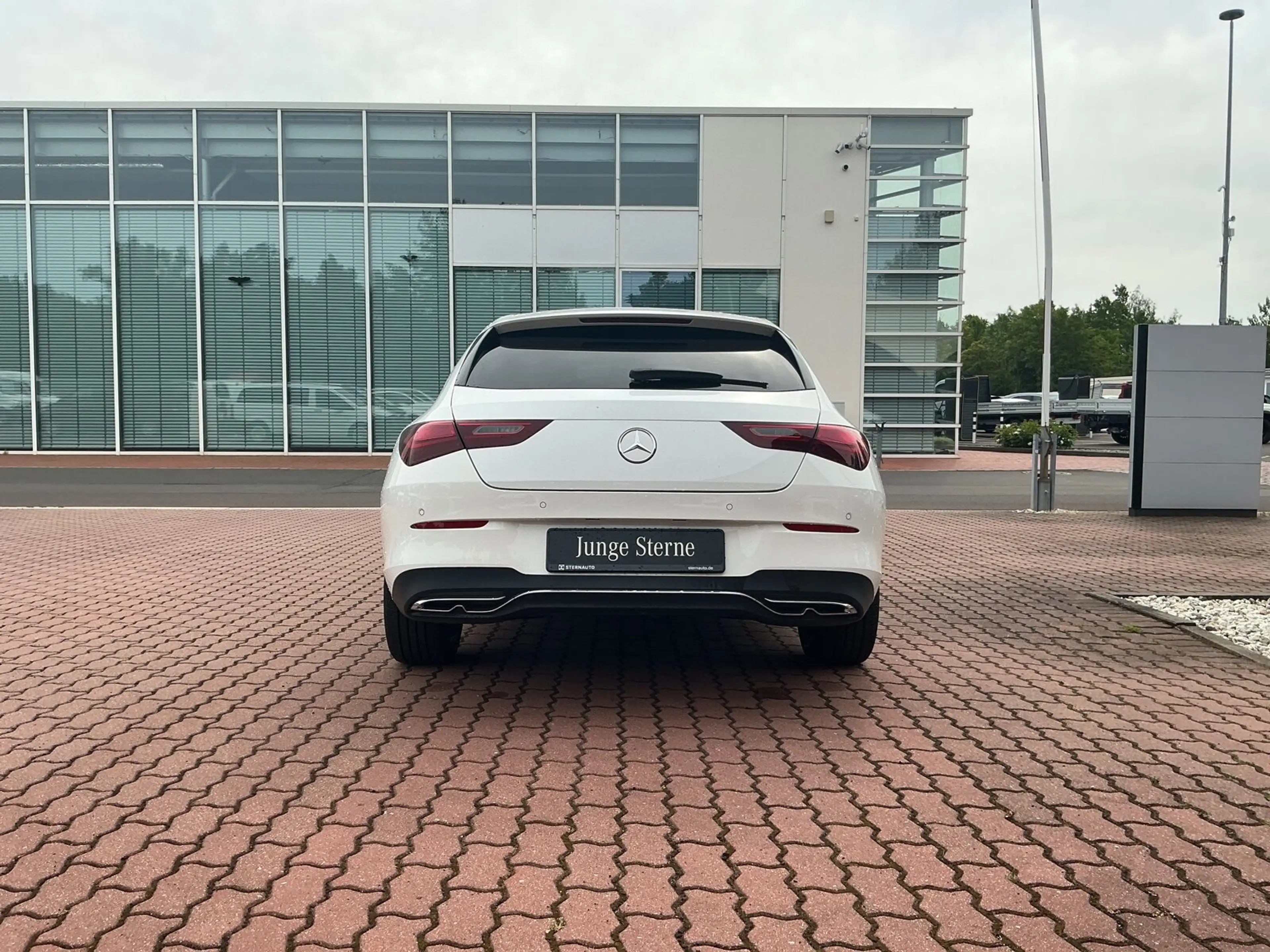 Mercedes-Benz CLA 180 CLA 180 SB Progr PanoDach RüKam Winterpaket LED — photo 5