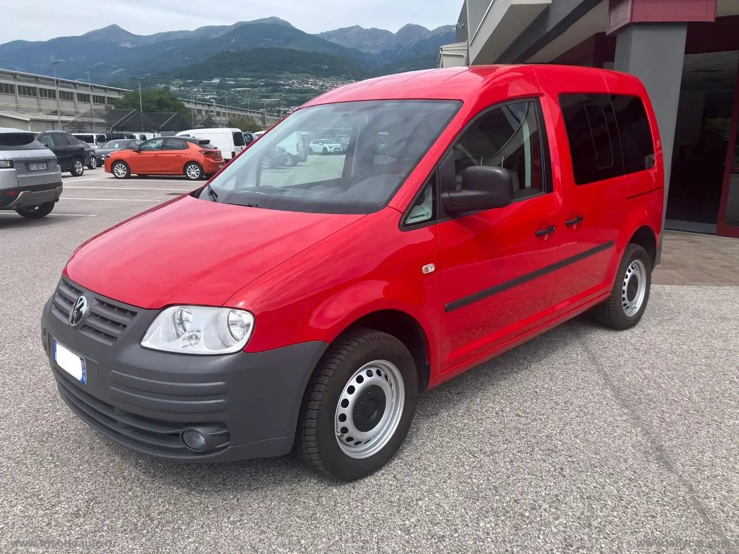 Volkswagen Caddy 2.0 109 CV Ecofuel Rosso - 2