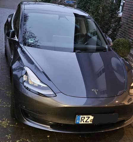 Tesla Model 3 Model 3 Langstreckenbatt. Allradantrieb Dual Motor