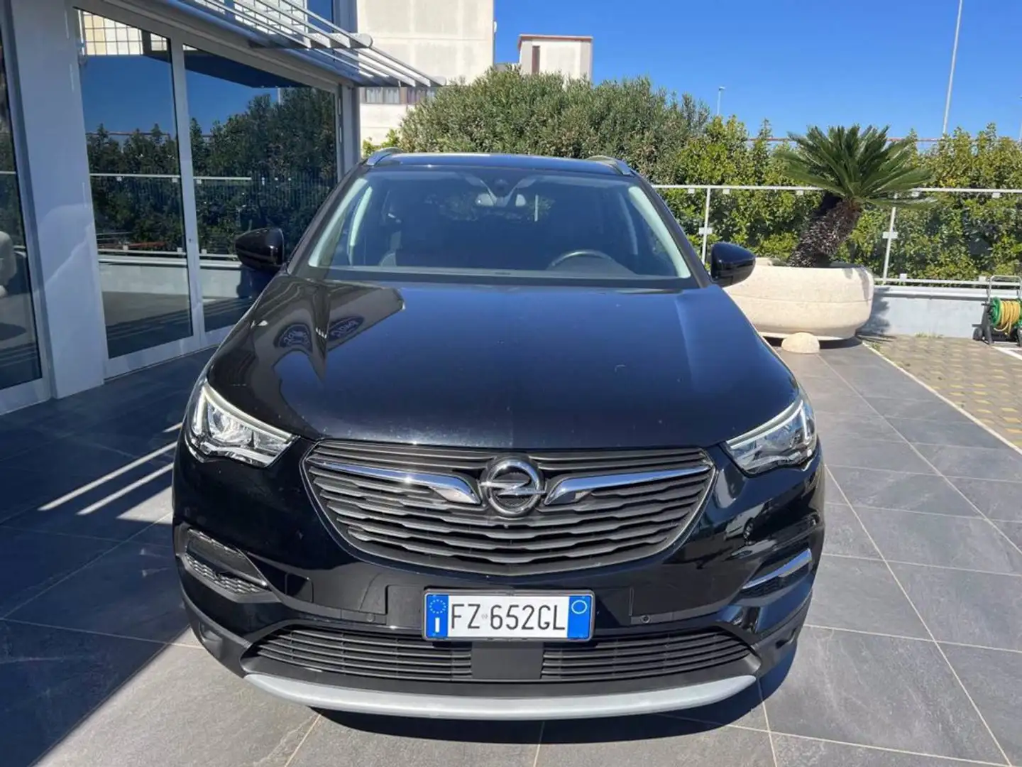 Opel Grandland X 1.5 diesel Ecotec Start&Stop 120 Anniversary Noir - 2
