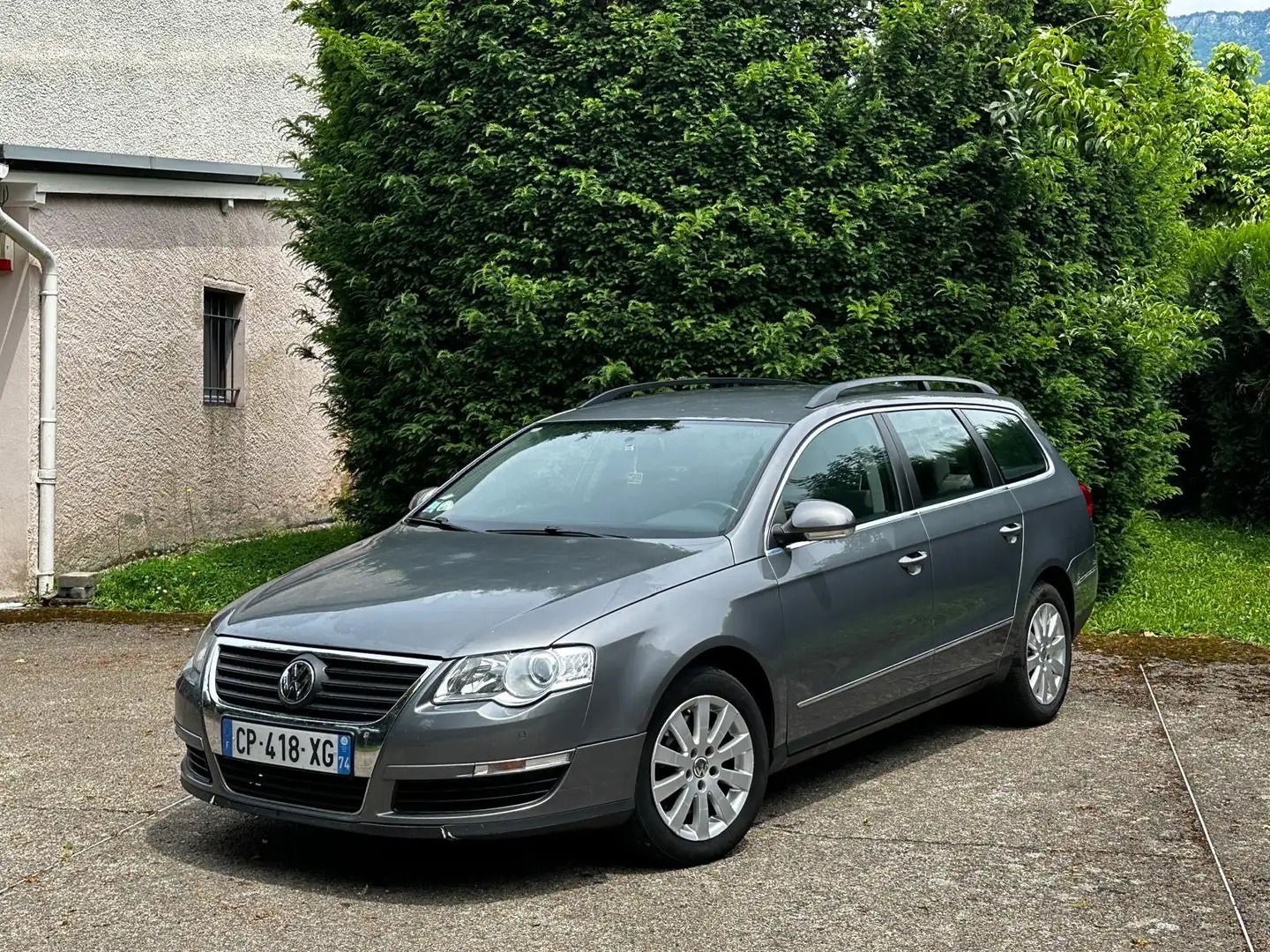 Volkswagen Passat 2.0 TDI 140 FAP Confort DSG - 1