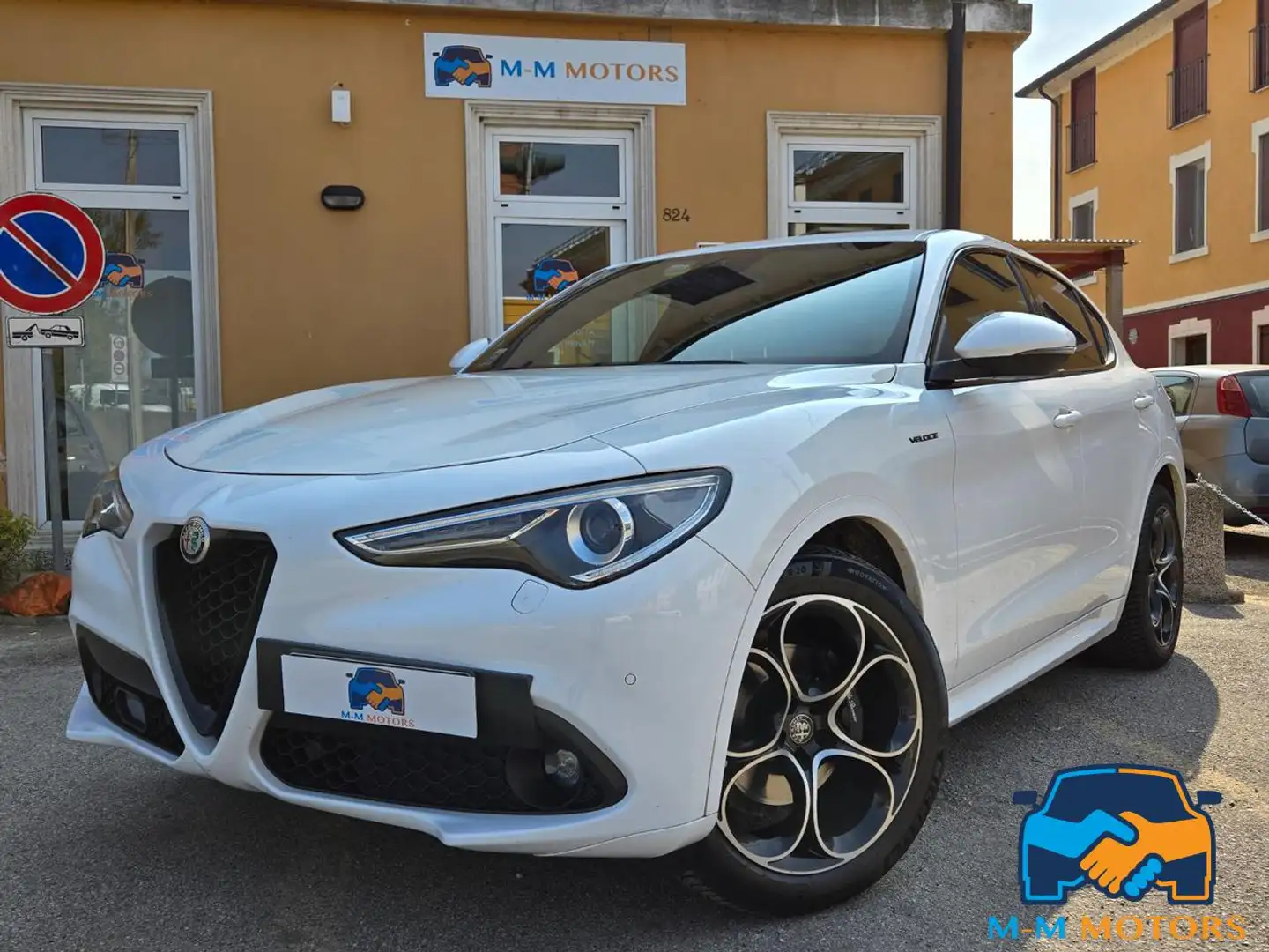 Alfa Romeo Stelvio 2.2 Turbodiesel 210 CV AT8 Q4 Veloce Bianco - 1