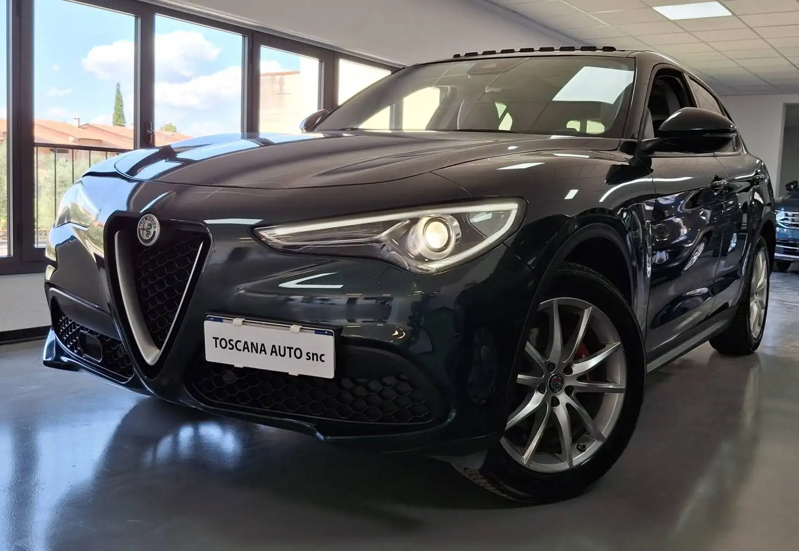 Alfa Romeo Stelvio Stelvio 12-2019 210cv tetto panoramico apribile Vert - 1