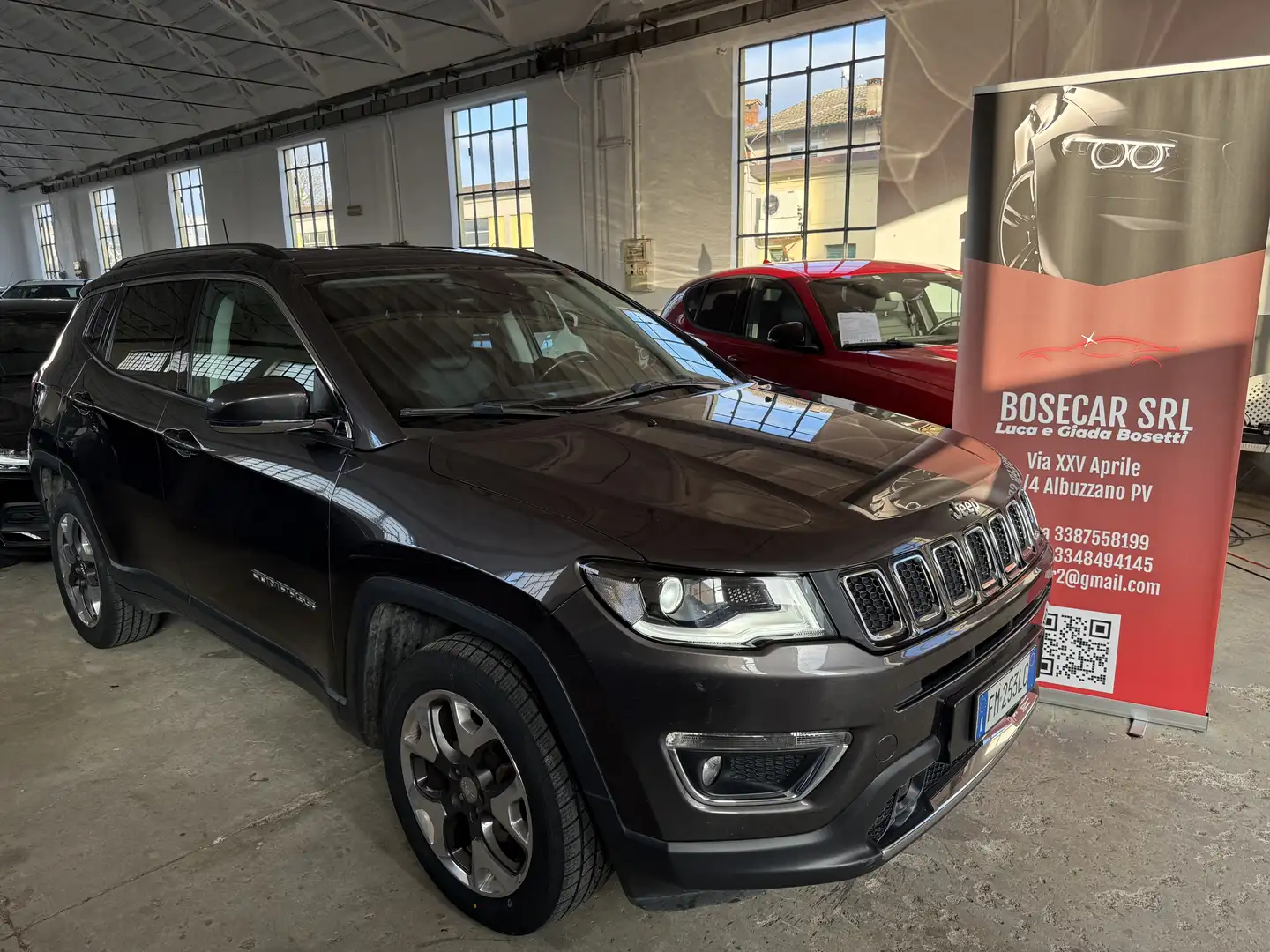 Jeep Compass 2.0 mjt Limited 4wd 140cv DISTRIBUZ + GOMME NUOVE Grau - 1