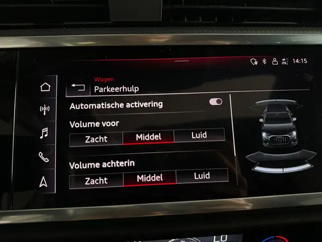 Audi Q3 view 24