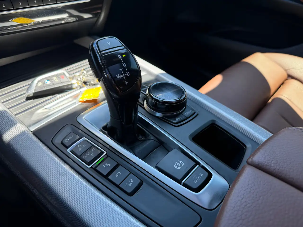 BMW X5 photo BMW X5