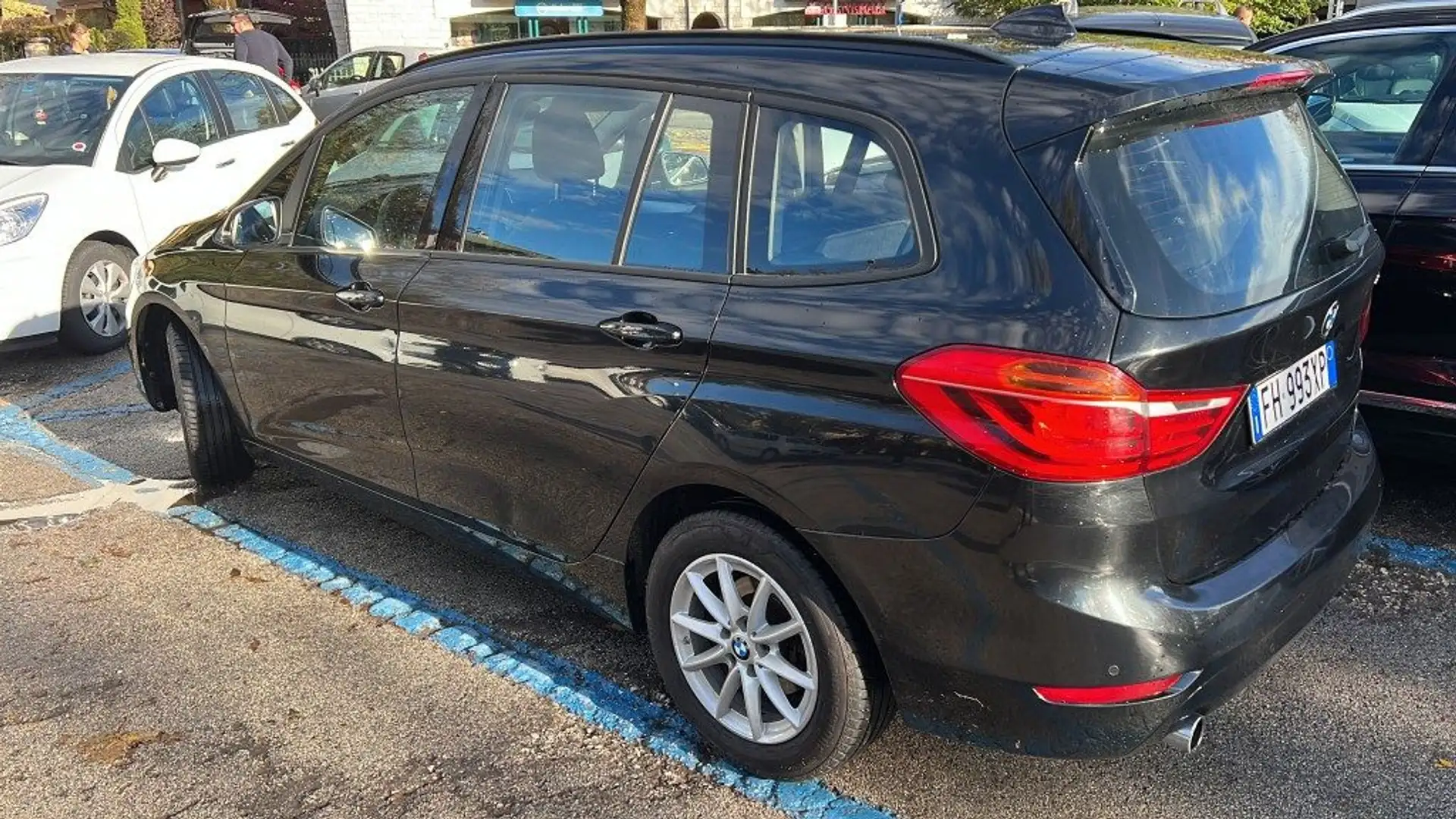 BMW 218 d Active Tourer Advantage 7 POSTI Blu/Azzurro - 2