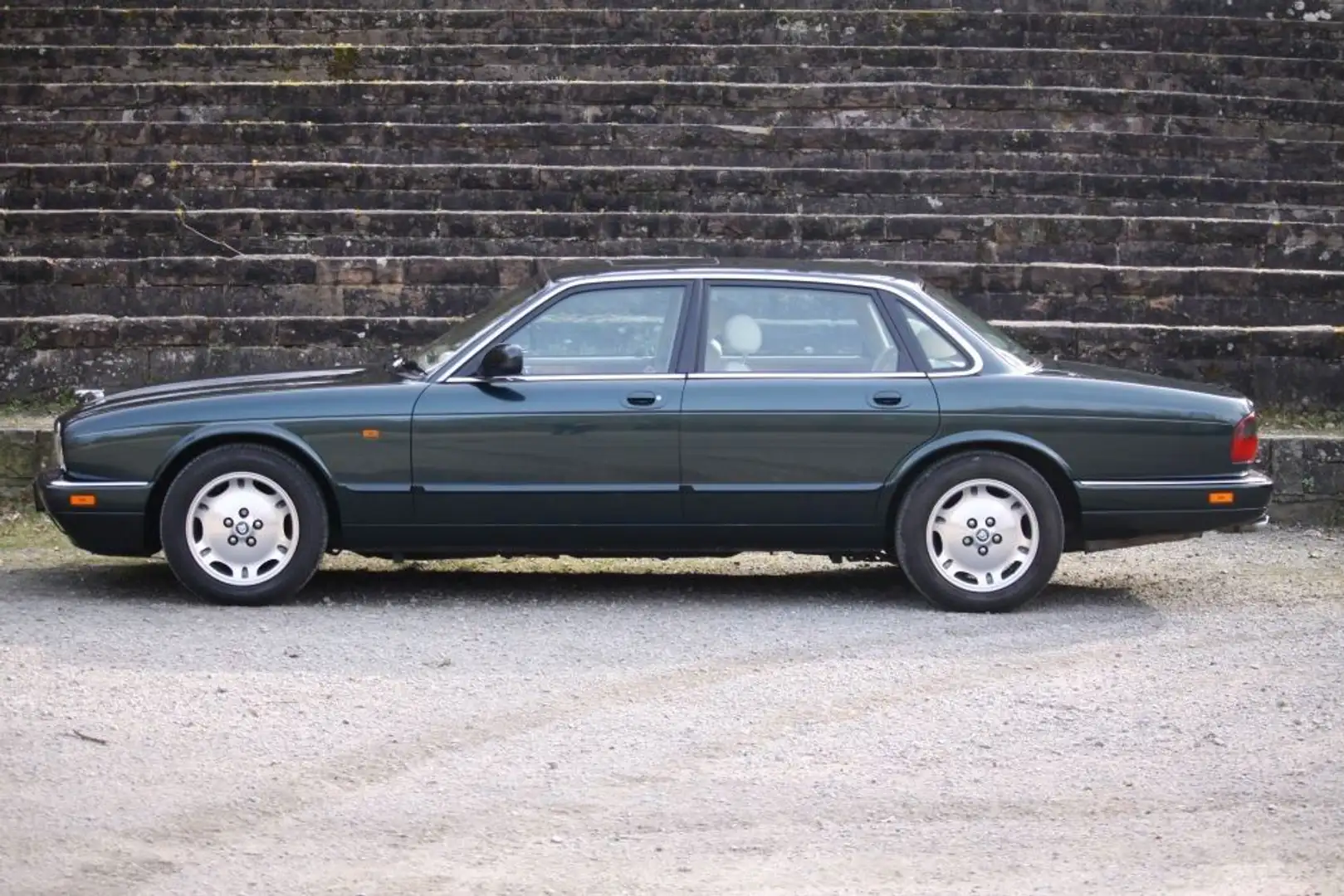 Jaguar XJ6 Top gepflegter Jaguar X300 mit 3 Jahre Garantie Verde - 2