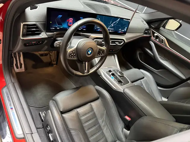 BMW I4 view 12