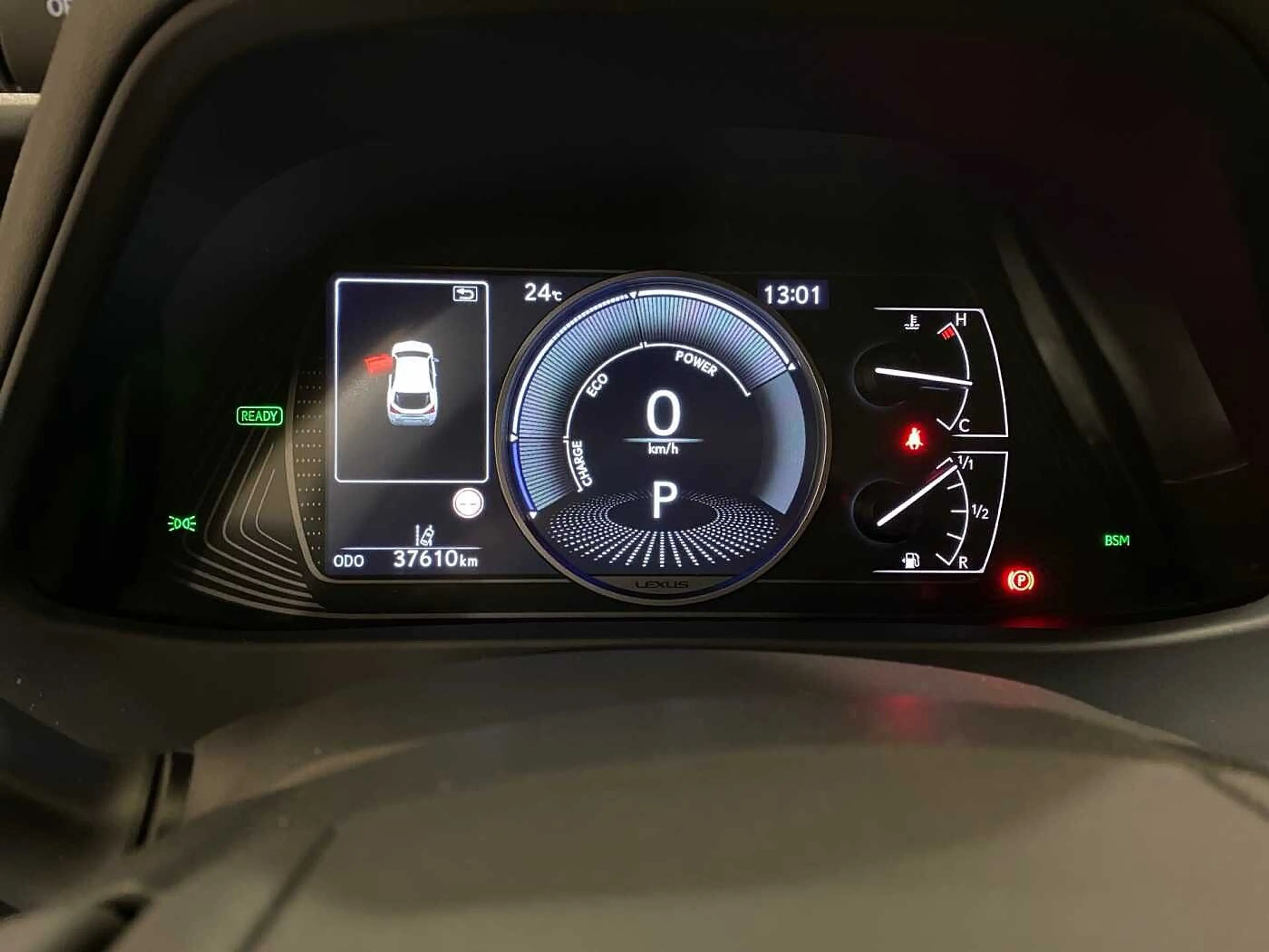 Lexus UX 250h 2.0 Hybrid Style Edition LED KAMERA — photo 12