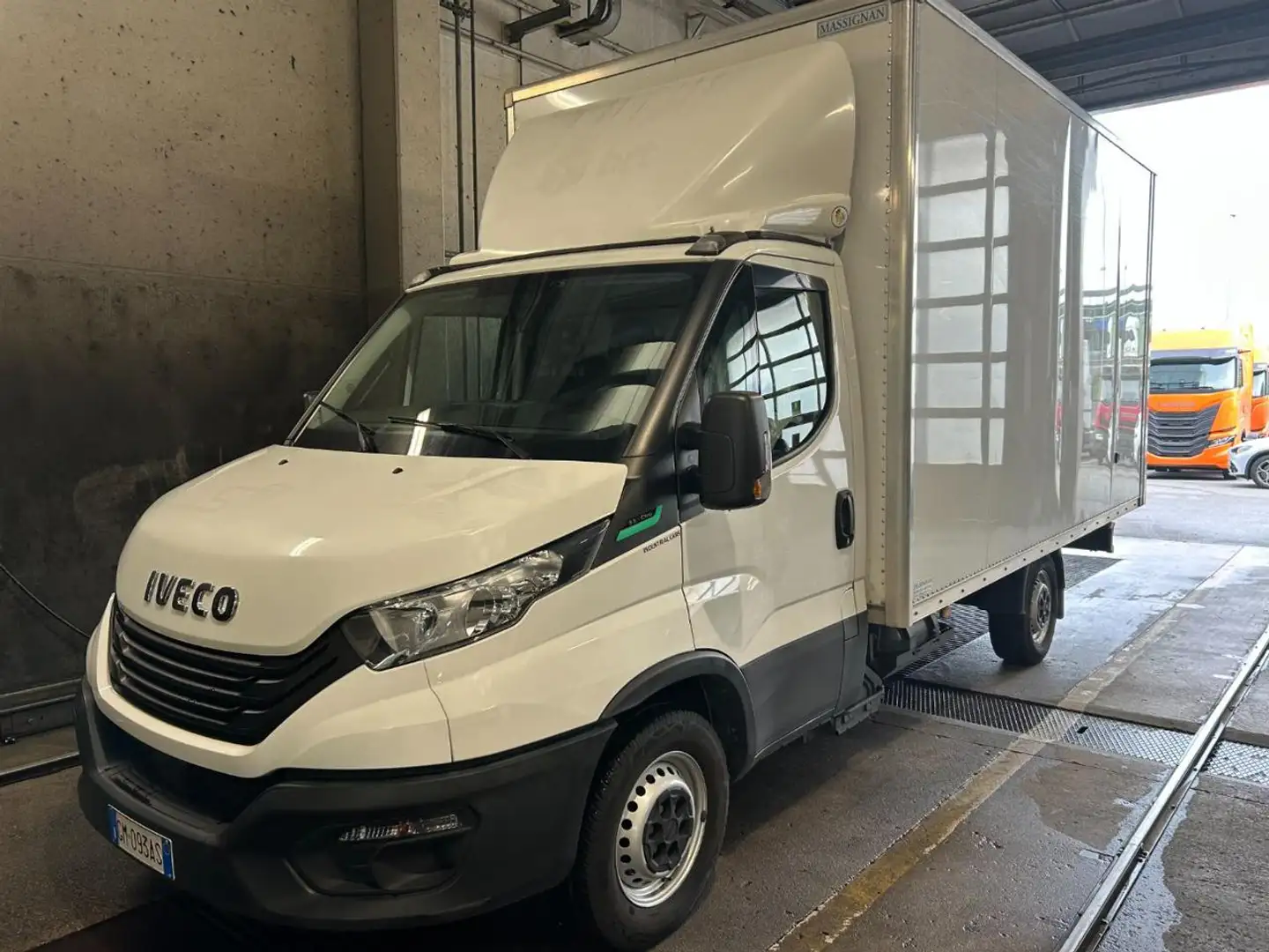 Iveco Daily 35S14NV 3.0 CNG Furgunatura in alluminio Blanc - 1