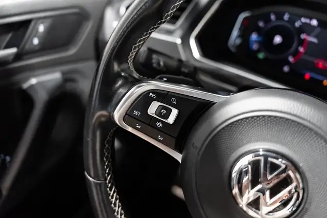 Volkswagen Tiguan view 28