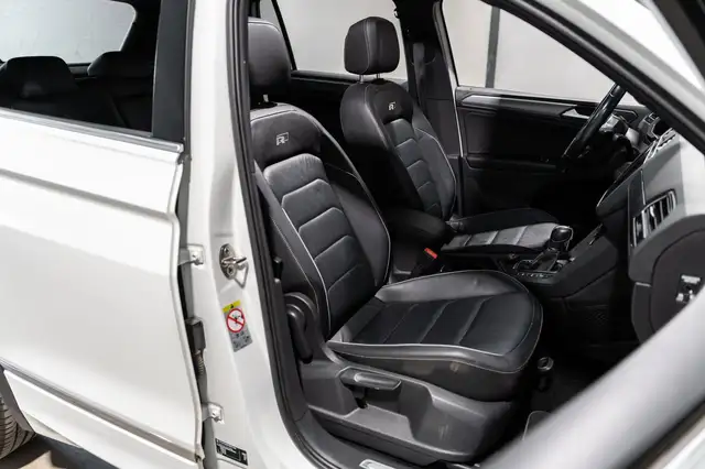 Volkswagen Tiguan view 14