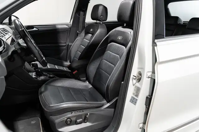 Volkswagen Tiguan view 16