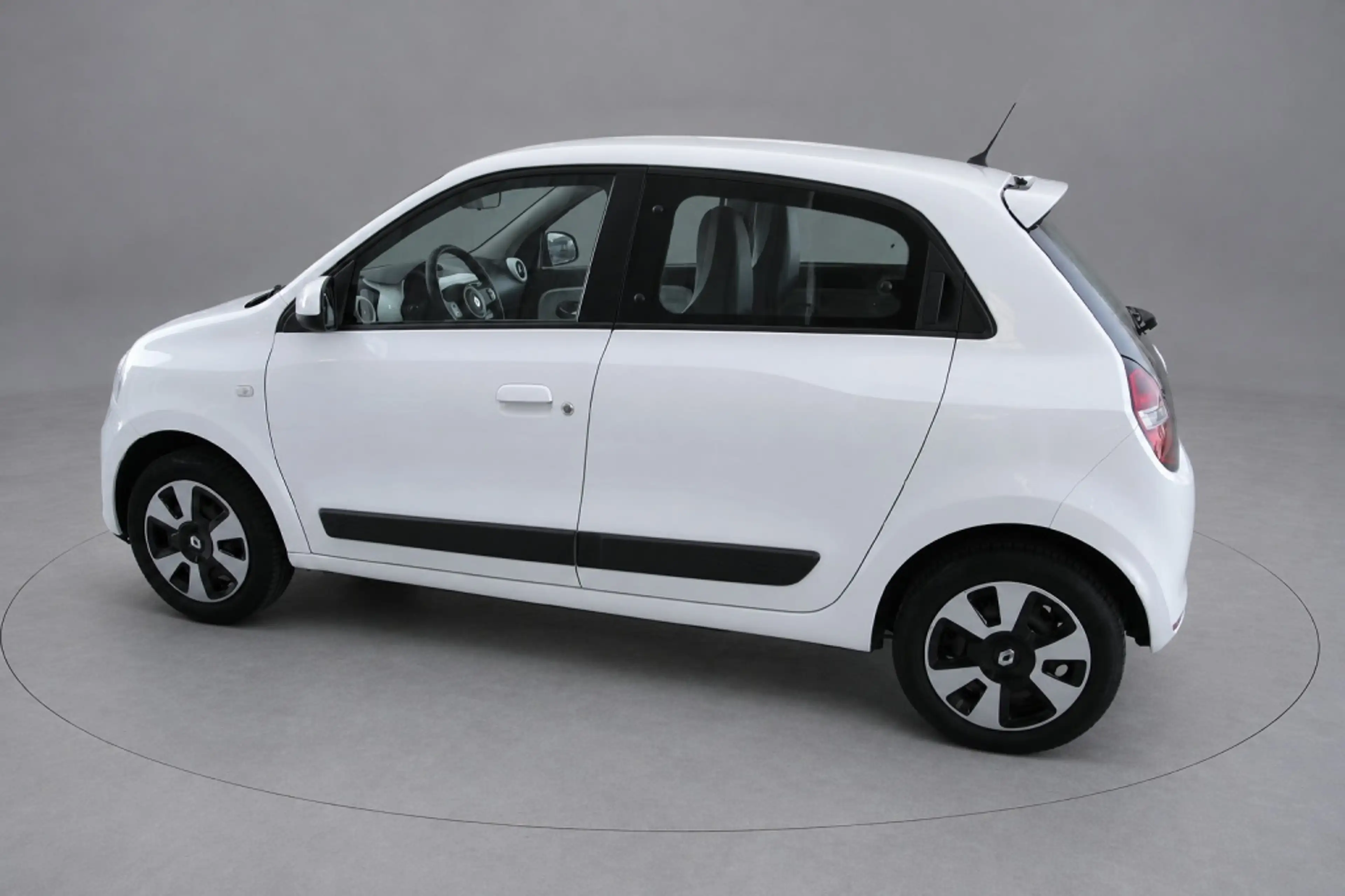 Renault Twingo 1.0 SCe Collection — photo 7