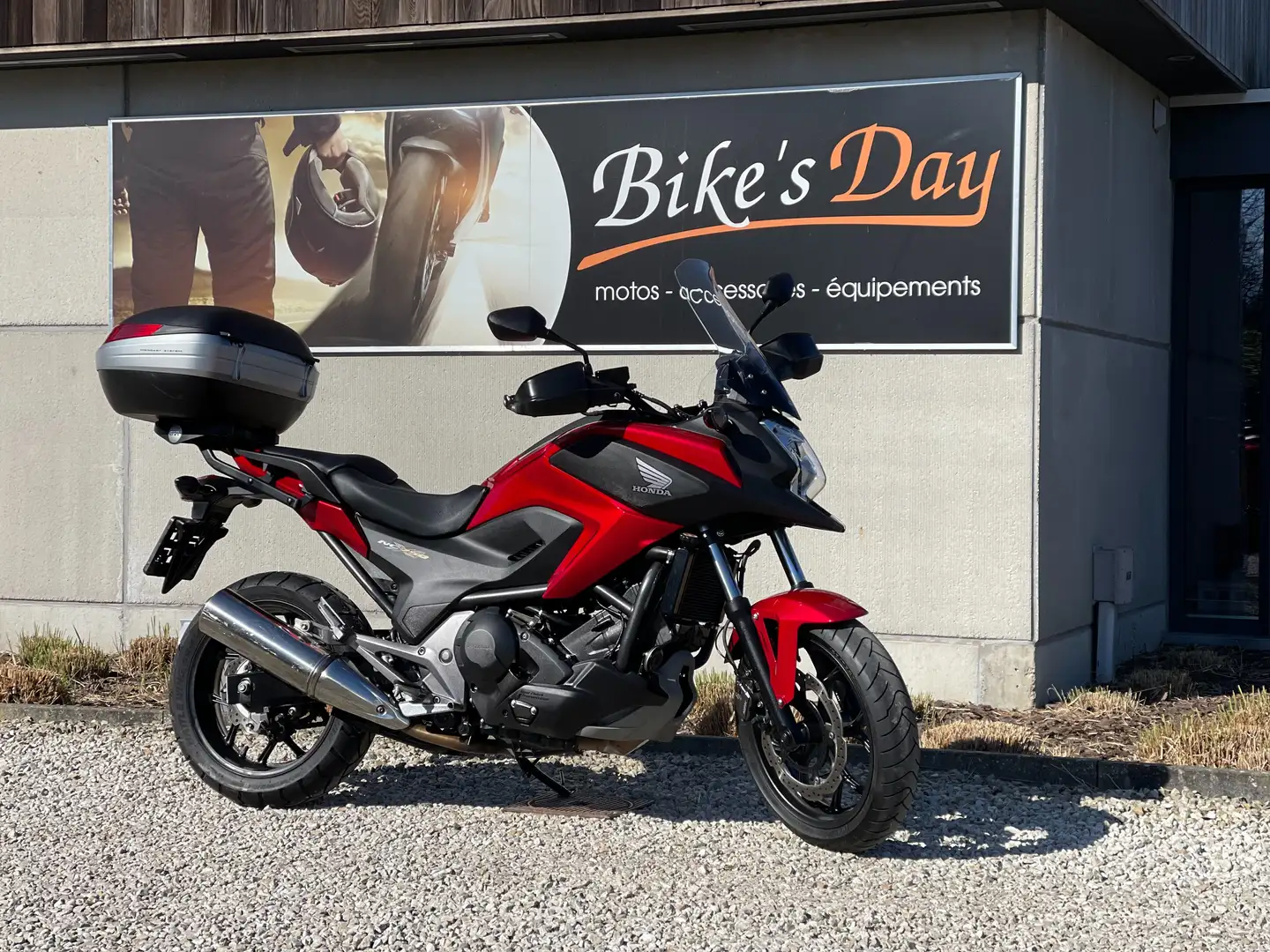 Honda NC 750 DCT Rood - 1