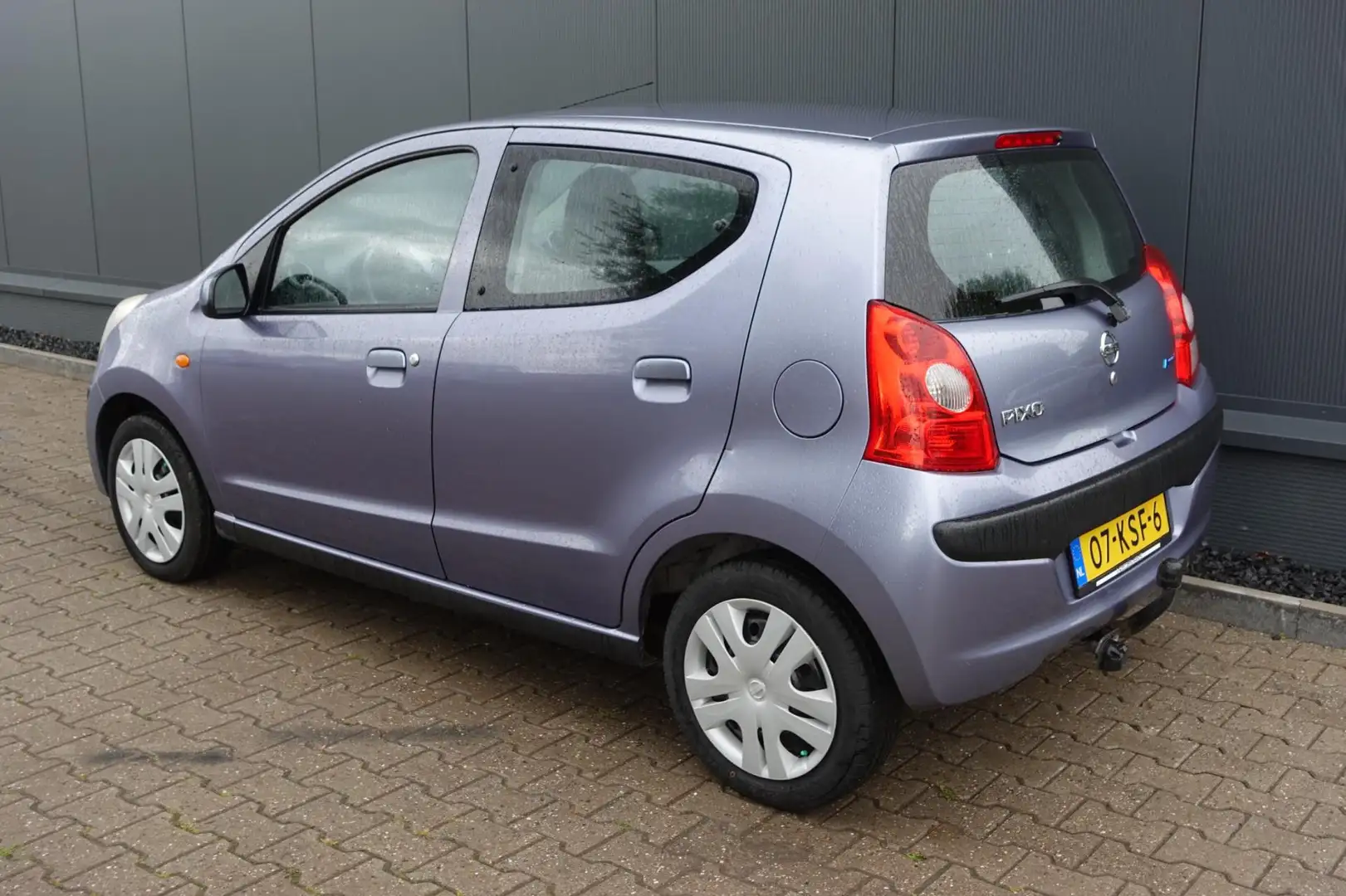Nissan Pixo 1.0 Acenta Grijs - 2
