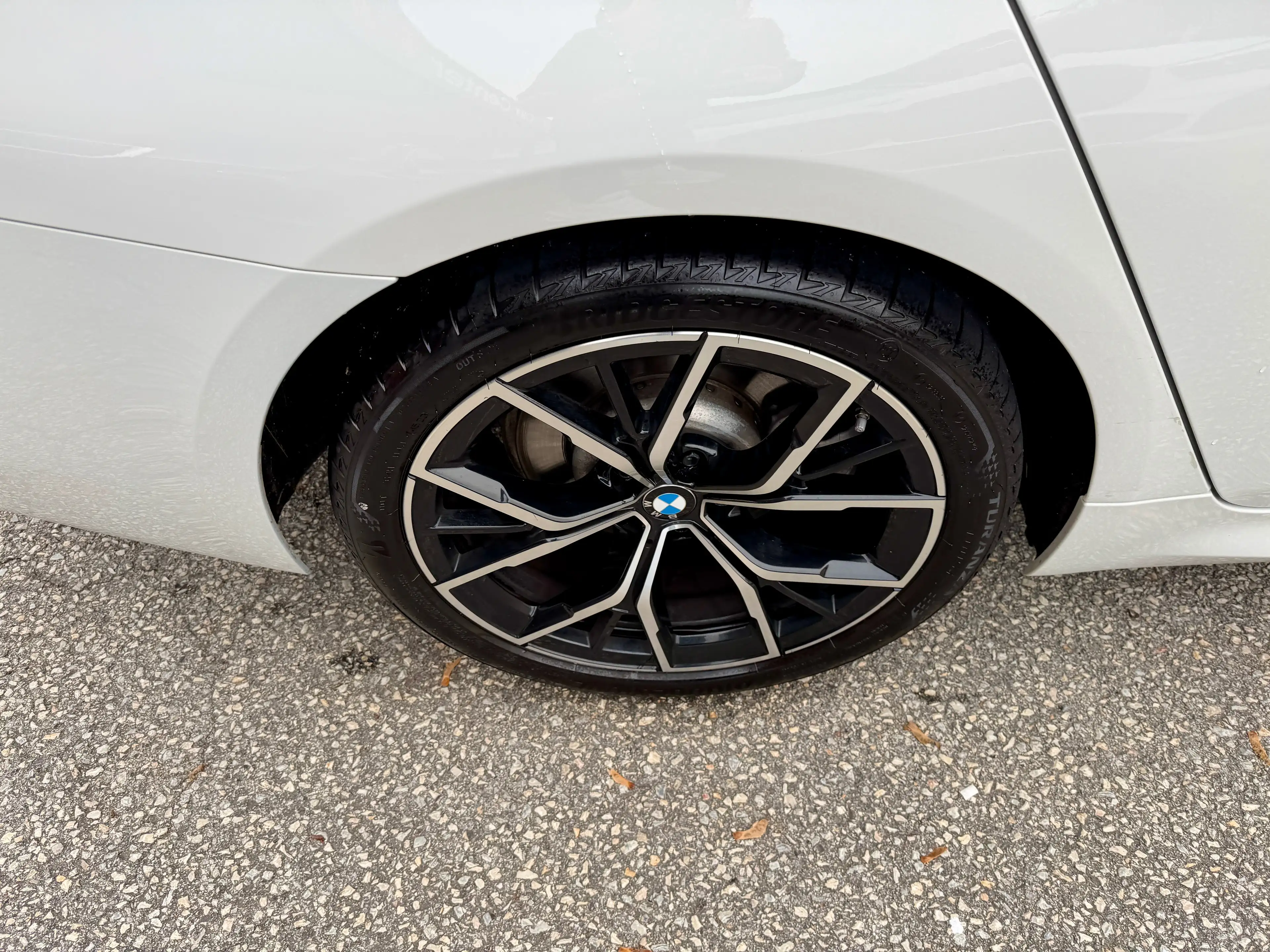 BMW 520 520 d xDrive M Sport 19zoll — photo 13