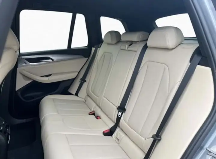 BMW X3 2022, foto 11