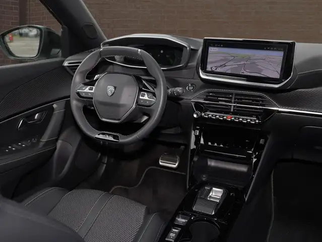Peugeot 2008 view 13