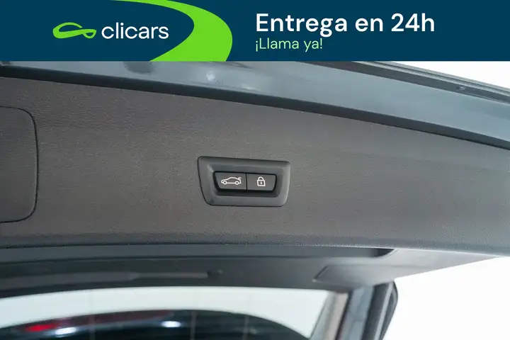 BMW X1 sDrive18dA Corporate 2022, foto 18