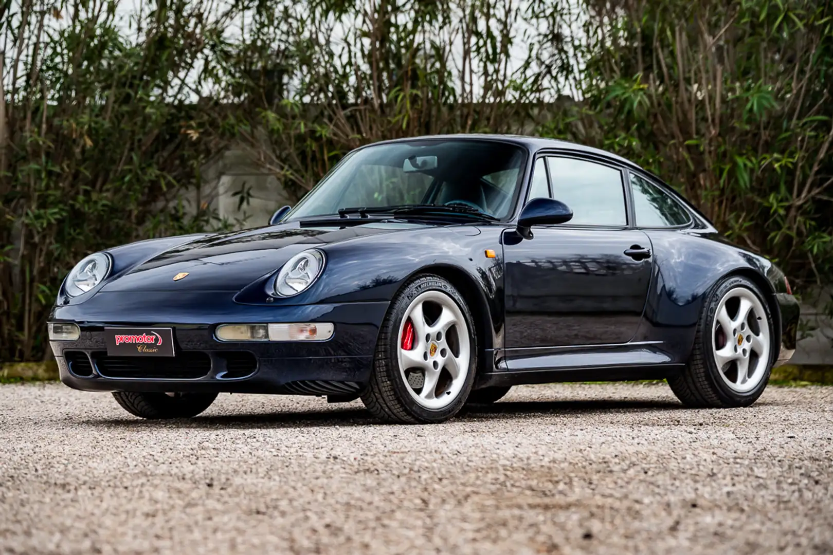 Porsche 993 993 911 Coupe 3.6 Carrera 4S Bleu - 1