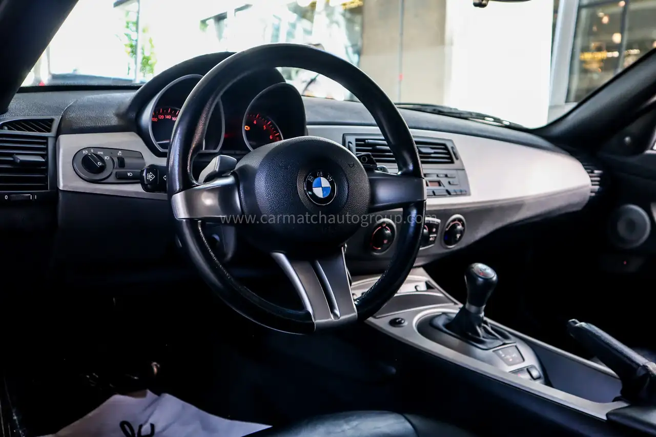 BMW Z4 снимка BMW Z4