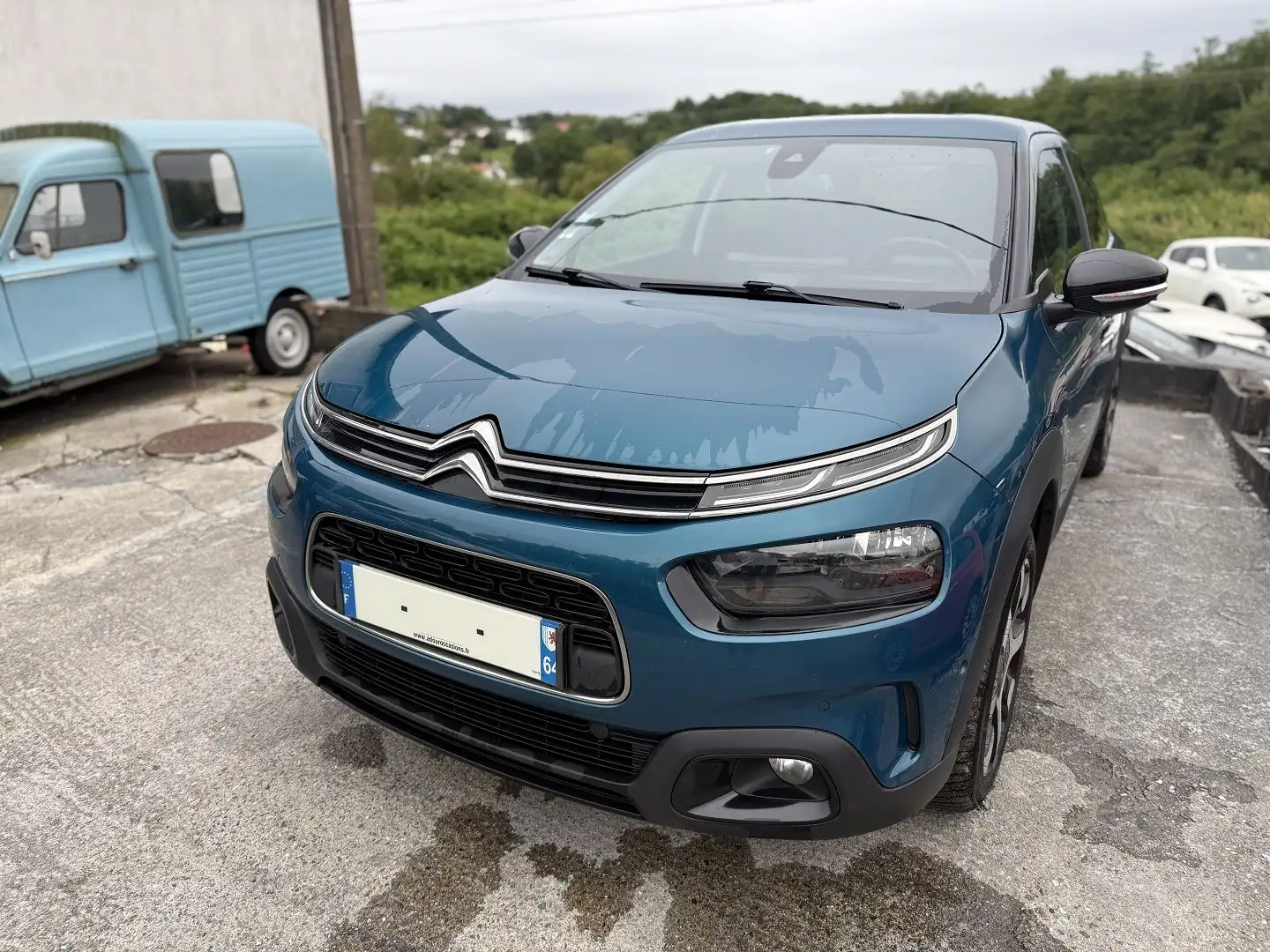 Citroen C4 Cactus PURETECH 130CH S\u0026S SHINE Bleu - 2