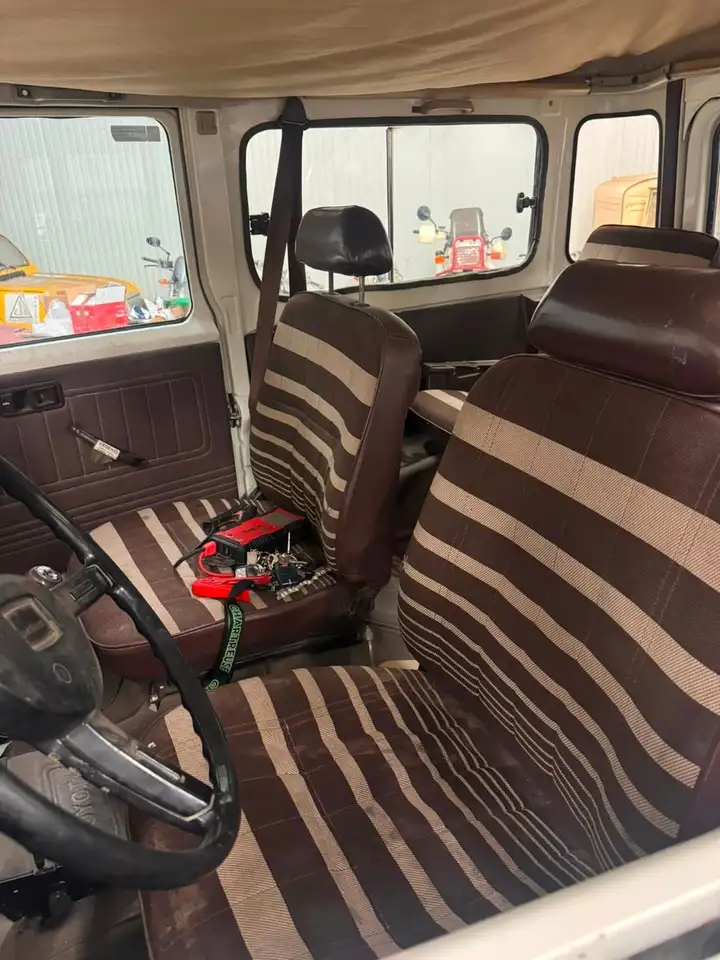 Toyota Land Cruiser FJ40-LX, foto 2