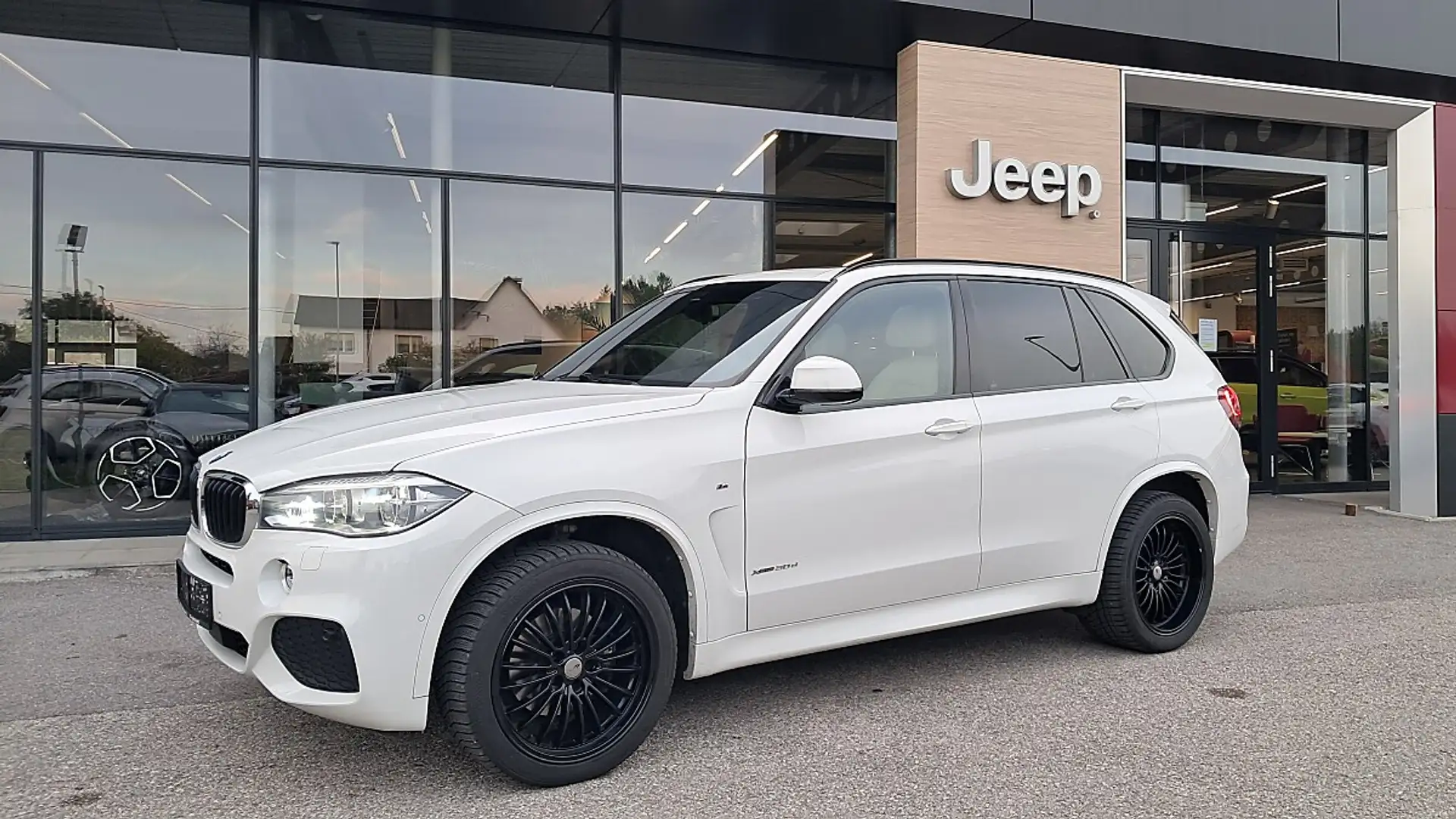 BMW X5 xDrive 30d M-Paket Weiß - 2