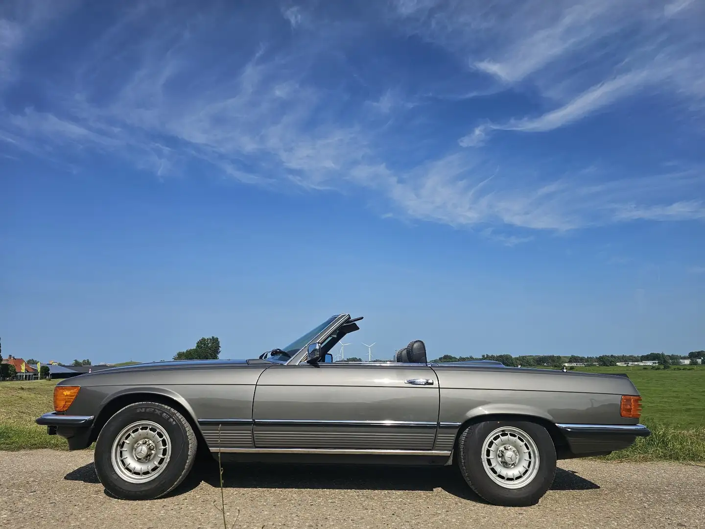 Mercedes-Benz SL 280 R107 EU uitvoering 2e serie 1e lak 2e eigenaar Šedá - 2