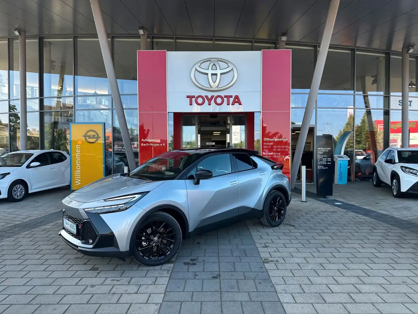 Toyota C-HR 2.0 Plug-In Hybrid FWD GR Sport, JBL,MEMORY Silber - 1