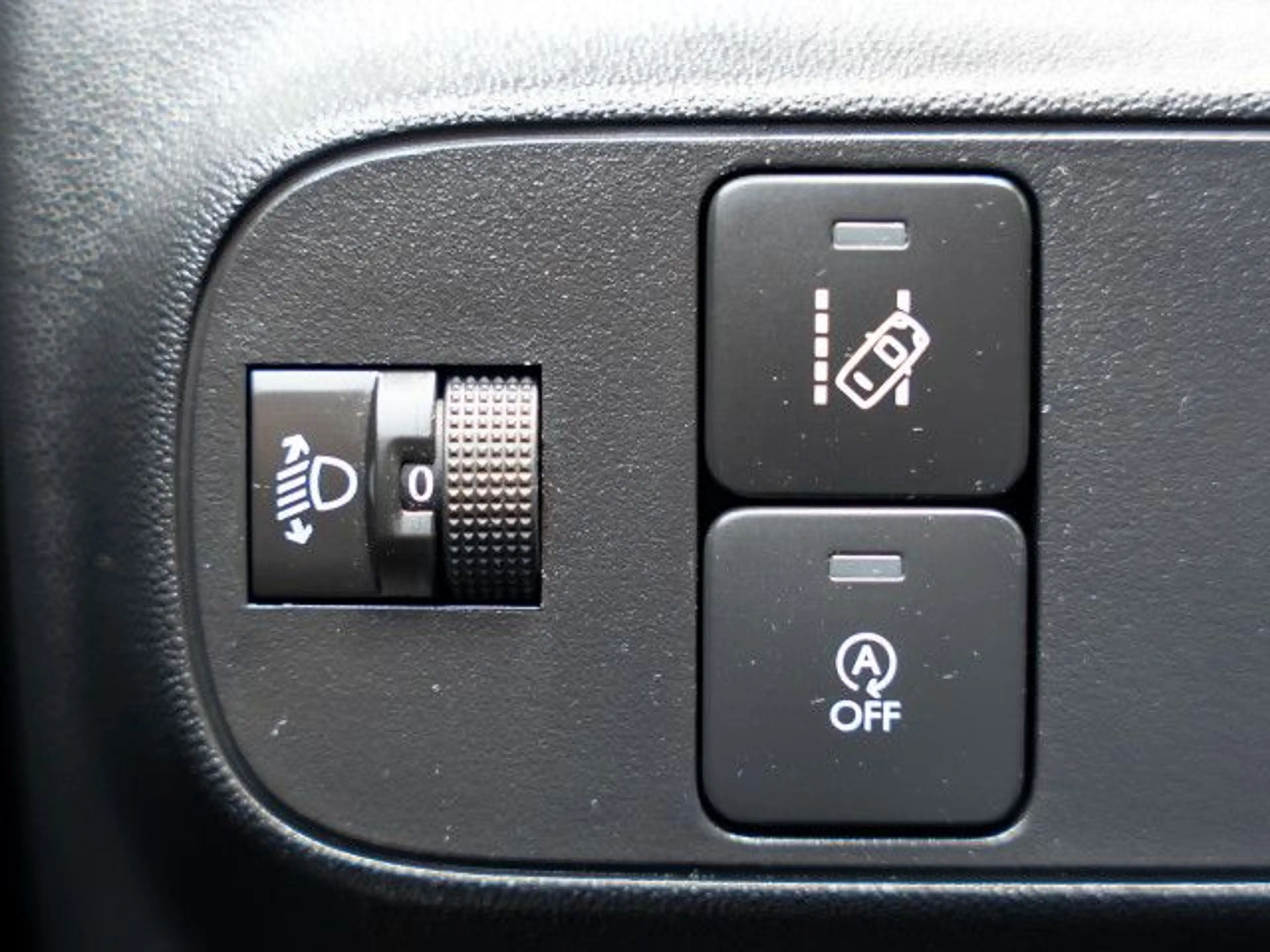 Citroen C35 C3 1.2 PureTech 82 Feel PDC Bluetooth LED Klima — photo 14