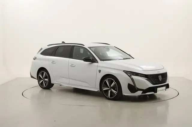 Peugeot 308 view 7
