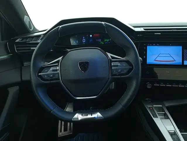 Peugeot 308 view 11