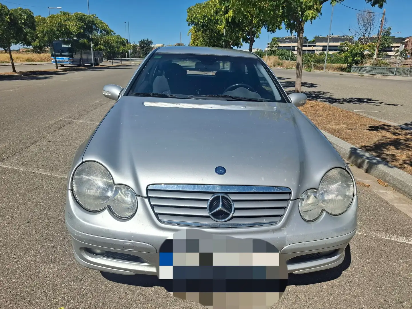 Mercedes-Benz C 180 Sportcoupé K Plateado - 1