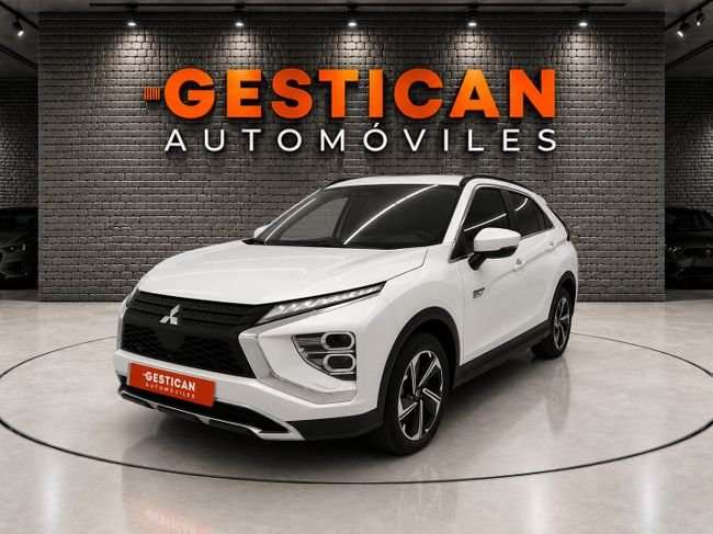 Mitsubishi Eclipse Cross PHEV Kaiteki 4WD - foto 1