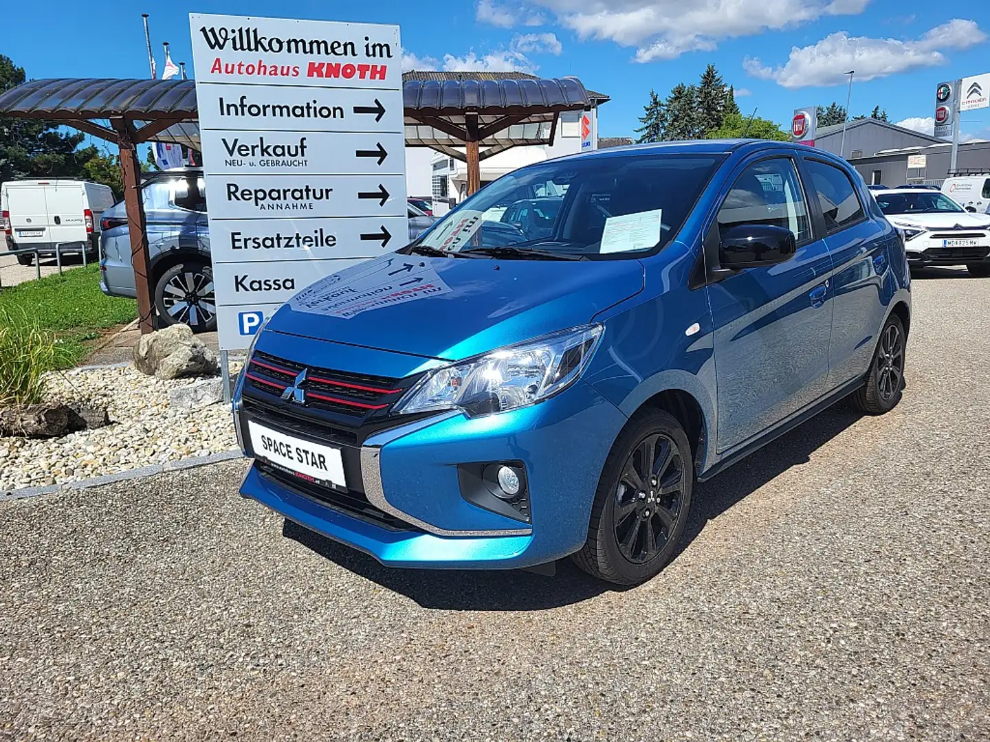 Mitsubishi Space Star 1,2 Invite -45 Jahre Edit. Bleu - 1