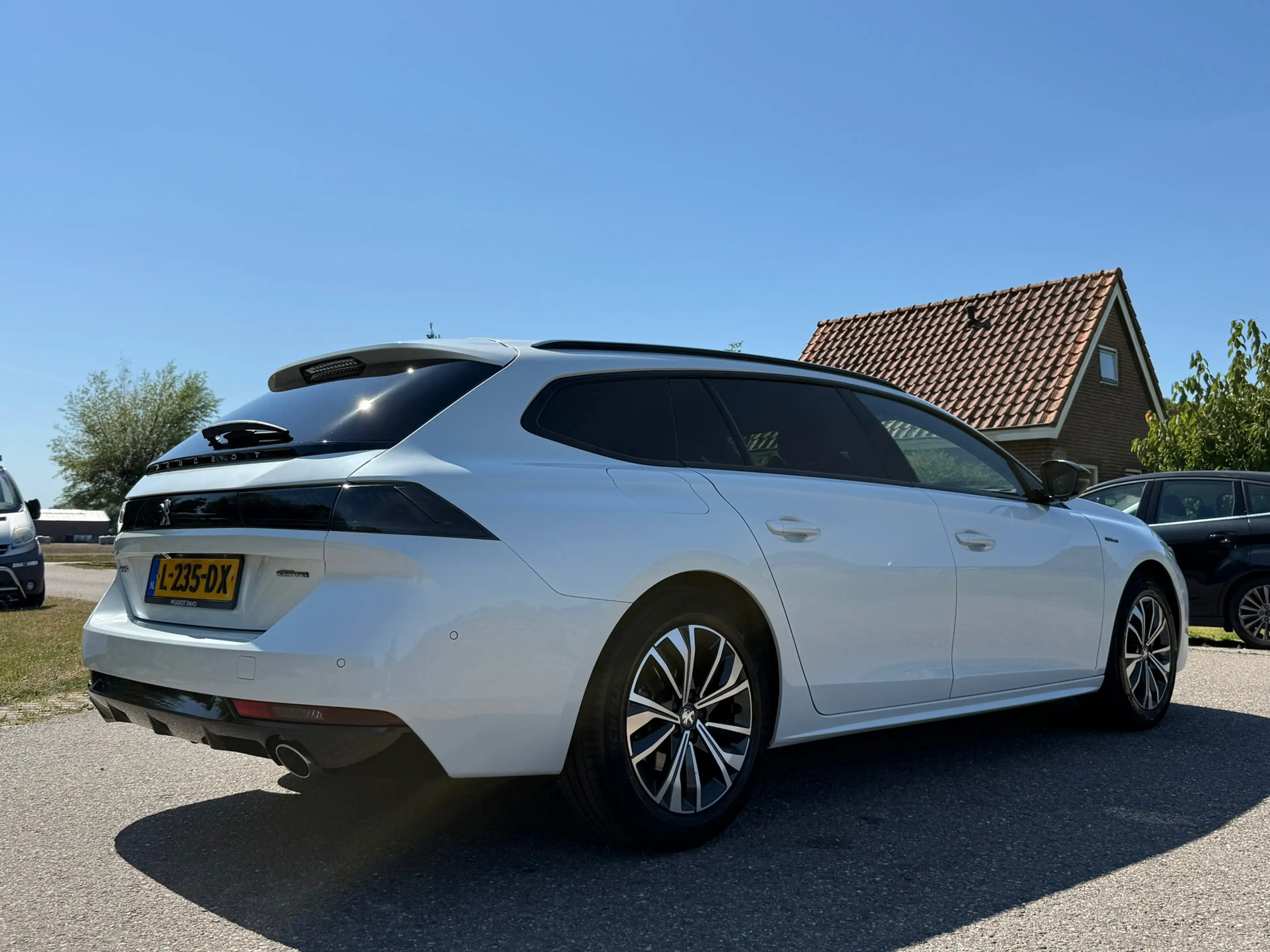Peugeot 508 SW 1.6 PureTech Blue Lease GT Line Automaat / 360 — photo 31