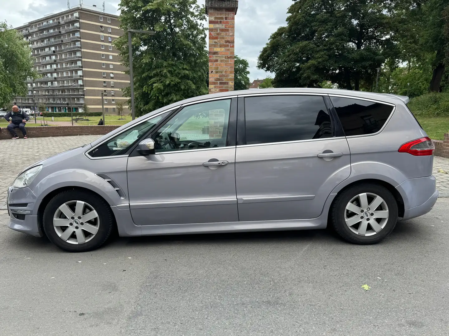 Ford S-Max S-Max 2.0 TDCi DPF Aut. Titanium S Grijs - 2