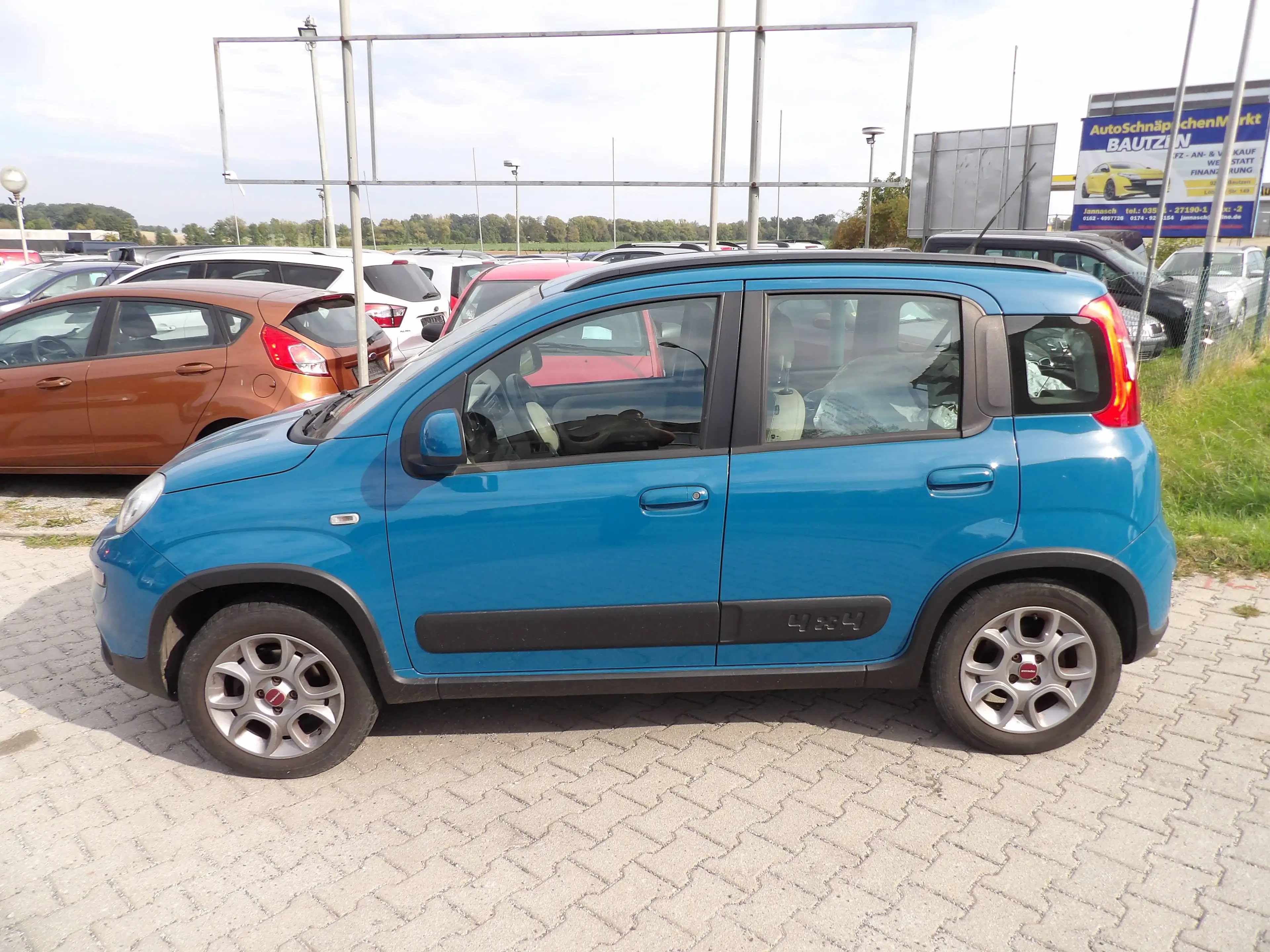 Fiat Panda Rock 4x4 Allrad Klima Navi Winterräder Alufelgen HU AAU Neu — photo 2