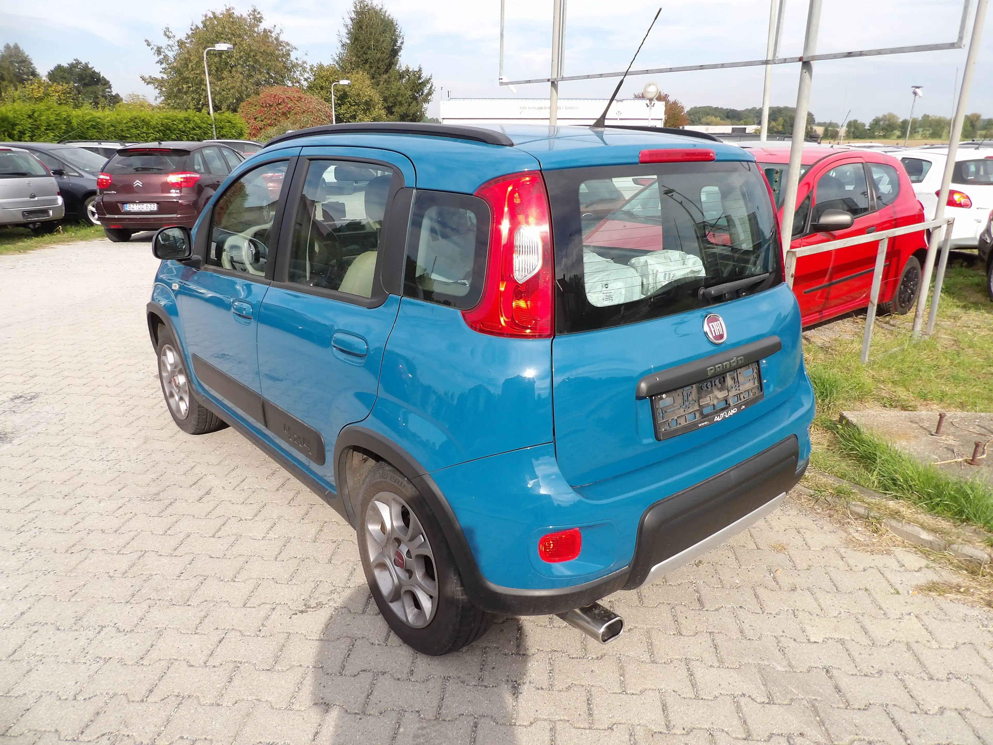 Fiat Panda Rock 4x4 Allrad Klima Navi Winterräder Alufelgen HU AAU Neu — photo 3