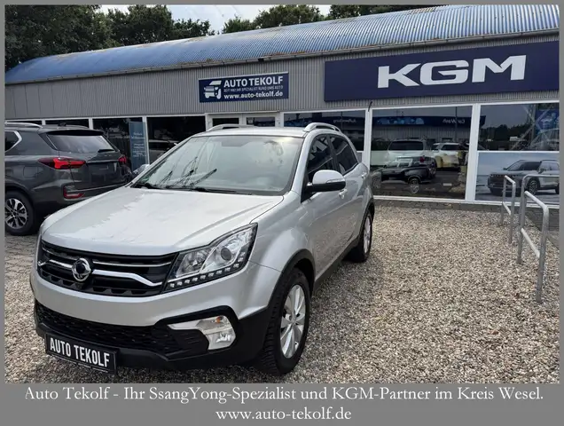 SsangYong Korando 2.2 e-XDi 220 - Ausstattungsversion Ultimate inkl. Allrad, AHK, Allwetter, Scheckheft gepflegt!
