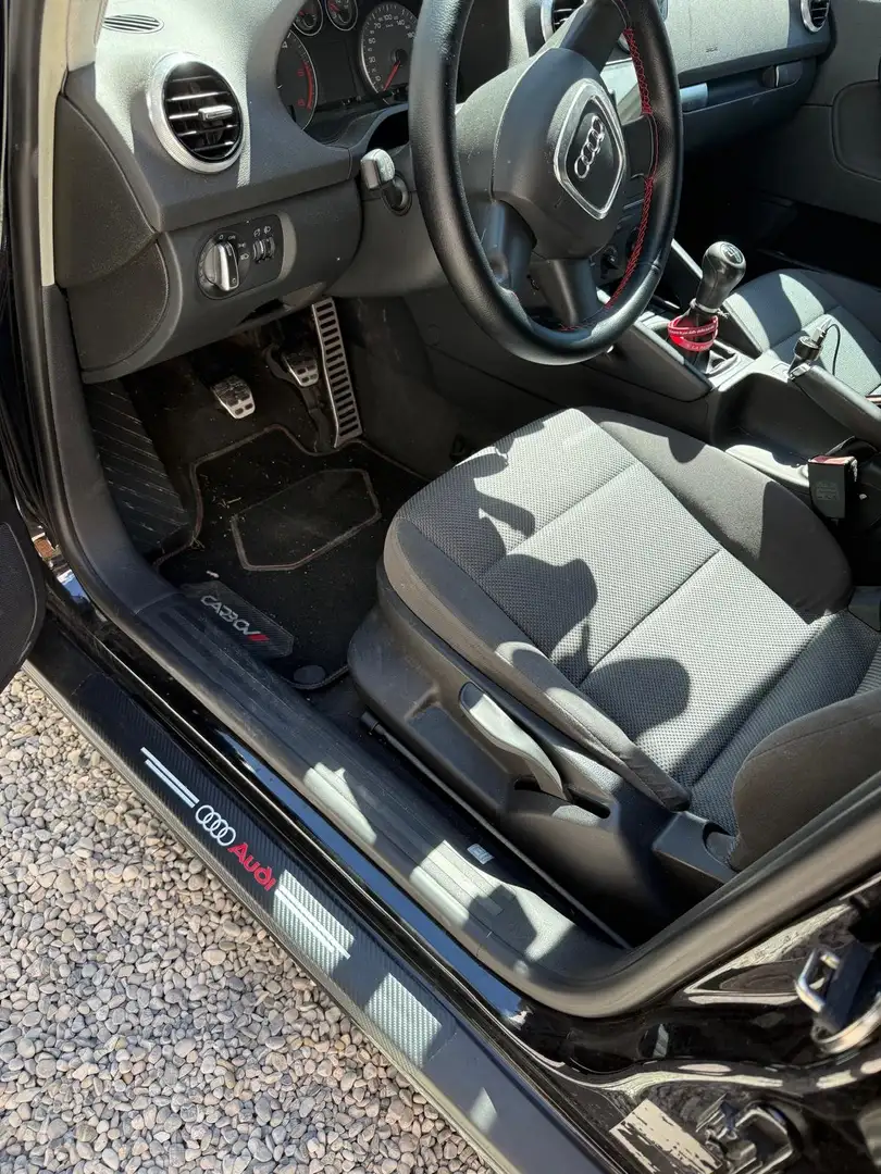 Audi A3 A3 II 2008 Sportback Sportback 1.6tdi Ambition90cv Nero - 2