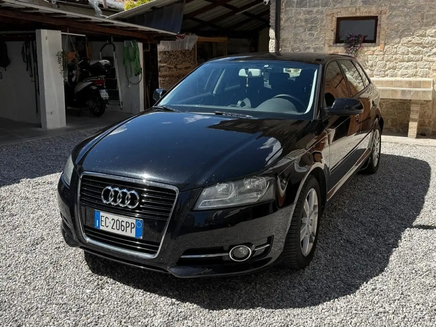 Audi A3 A3 II 2008 Sportback Sportback 1.6tdi Ambition90cv Nero - 1